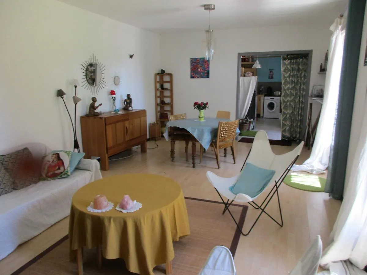 Shanti House Luberon Cheval-Blanc 0*,  France